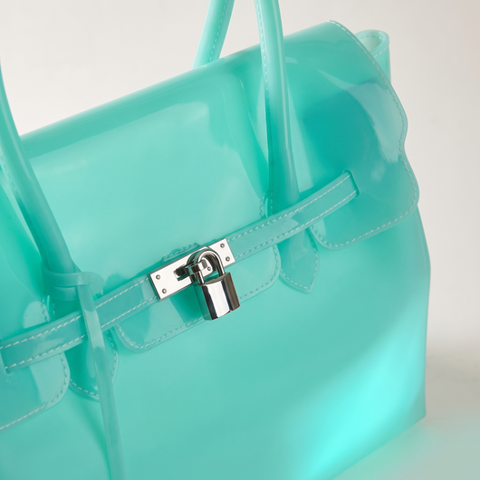 Firkin 35 Aqua Blue jelly bag turn-lock and flap detail
