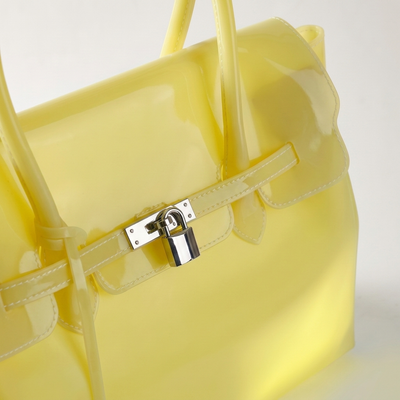 Firkin 35 Lemon Cloud jelly bag lock and flap detail