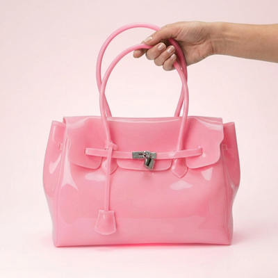 Firkin 35 Sakura jelly bag, front view held by hand